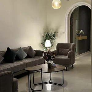 فندقيه