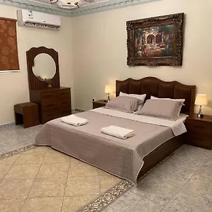 شقه عائلية مؤثثه المحمديه جده * Jeddah
