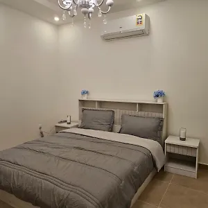 مودرن قريبة من المطار *