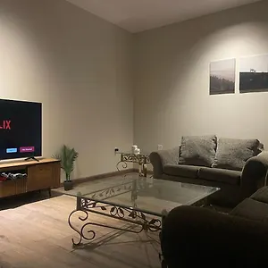 Cozy 1br - 10 Min From Airport *