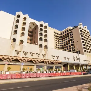ترايدنت 4* جدة