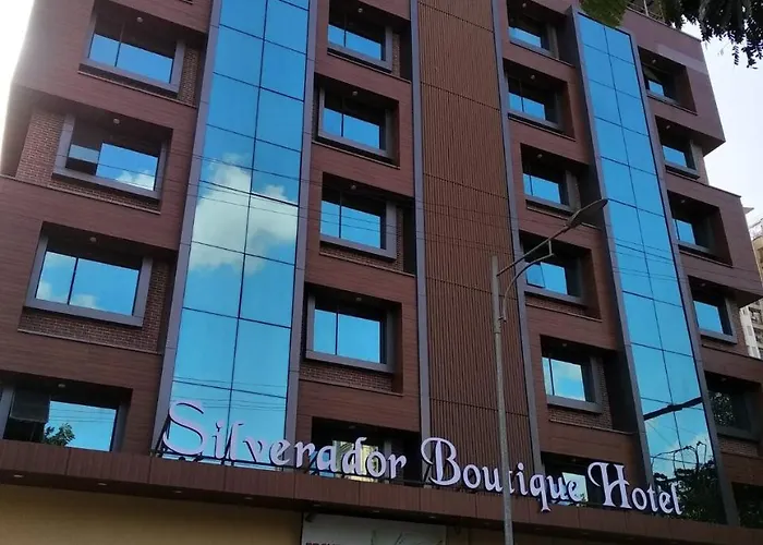 Silverador Boutique Hotel Thane photo