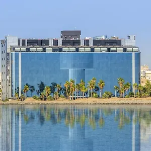 Hotel Mira Waterfront 3*
