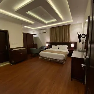 النايفات للوحدات السكنية المفروشة