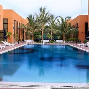 Weekend & 3*