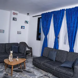 San Pedro Hotel *