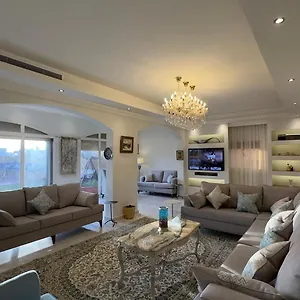 Luxury Penthouse With Rooftop Lejlighed Jeddah