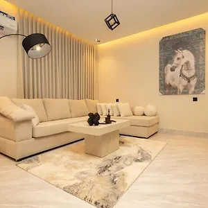 لاكجري جناح غرفة وصاله وصول ذاتي S Jeddah