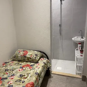 Studio In Center غرفة سائق وسط Apartment *