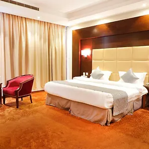 Platinum Al Hamra بلاتينيوم الحمراء Guest house *