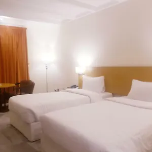 Sands Hotel 4*